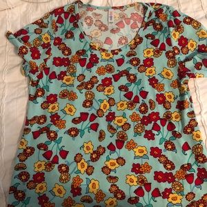 LULAROE CLASSIC TEE